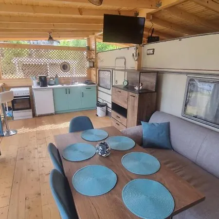 Camping каравана тиана *