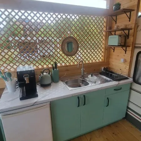 Camping каравана тиана